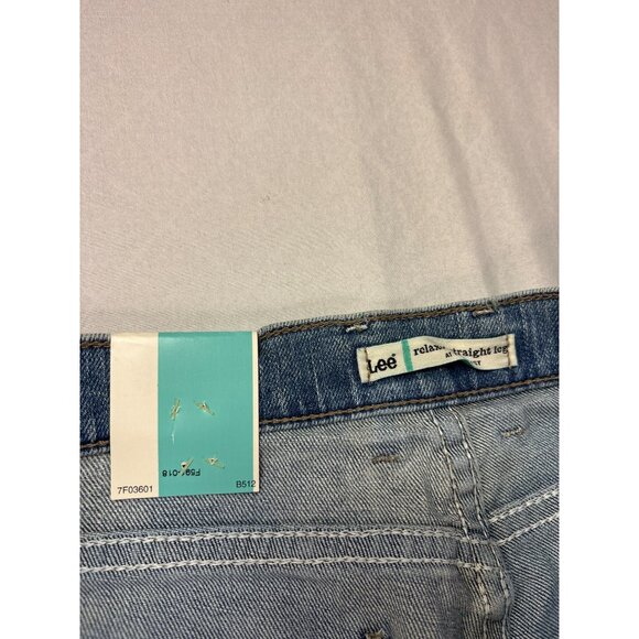 Lee Relaxed Straight Leg Jeans 12 Short At The Waist Stretch Fabric New - Picture 2 of 5